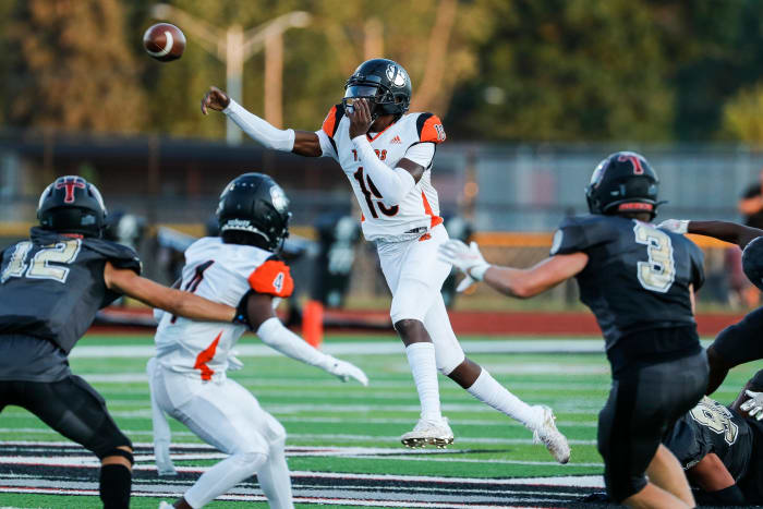 Belleville football Bryce Underwood